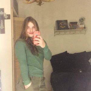 Universal thread long sleeve top